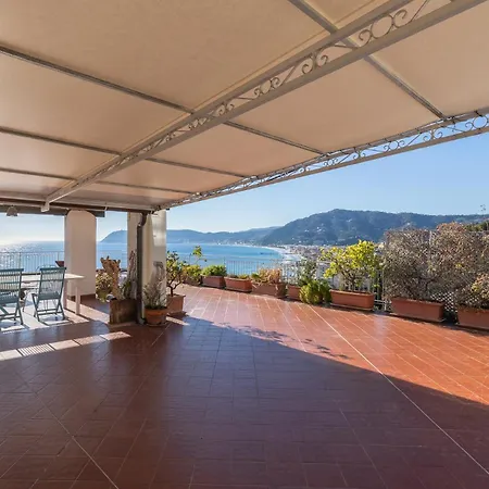 Apartmán Hostdomus - La Terrazza Sul Mare With Private Parking